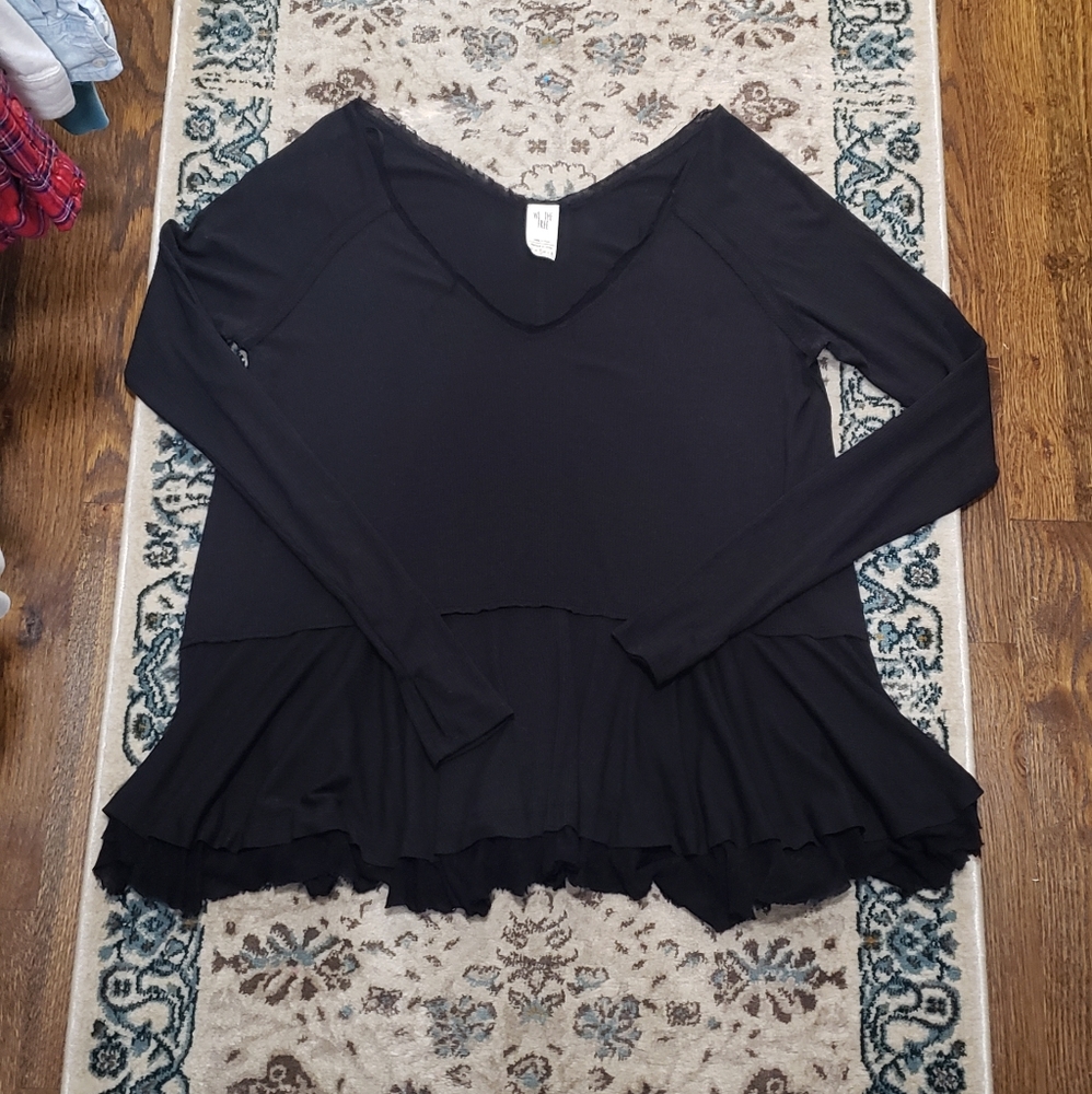 Free People Black Long Sleeve Swing Tee, Small